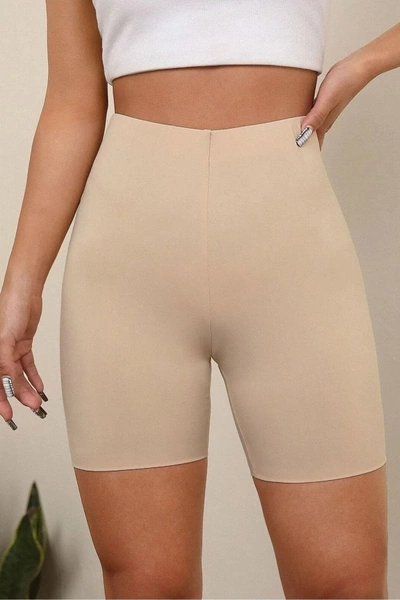 Missfit Kadın Uzun Paçalı Silikonlu Şort Lazer Kesim 12701