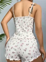 Yakası Dantelli İnce Askılı Kurdelalı Şort Pijama Takım Lily Bianca 13105 Ekru detay görünüm