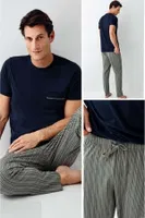 Yuvarlak Yaka Kısa Kollu Çizgili Cepli Erkek Pijama Takımı Arnetta 3011-X Yeşil