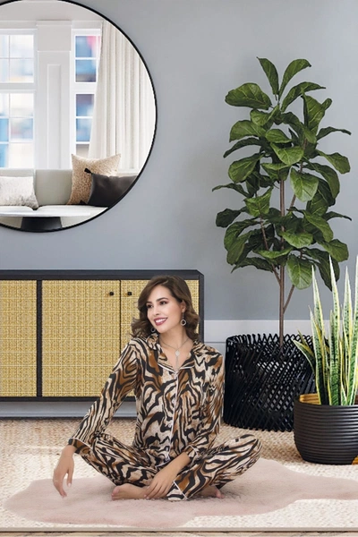 Zebra Desenli Düğmeli Uzun Kollu Pijama Takımı İzabel 4002