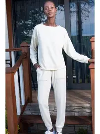 Vienetta Geniş Cepli Ekru Uzun Kollu Kadın Pijama Takım Vienetta 405057