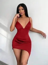 Beleng Bordo Asimetrik Kesim İnce Askılı Fantazi Elbise Beleng 7081