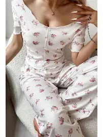 Bella Notte Bisiklet Yaka Ekru Çiçekli Kadın Pijama Takımı Bella Notte 7375