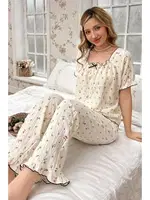 Ekru Retro Model Kare Yaka Pijama Takımı Bella Notte 7309 Ekru farklı açı