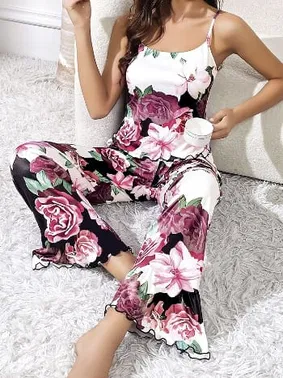 Pink Night Çiçekli Gül Desen Siyah Askılı Bluz Pantolon Takım Pink Night 1414