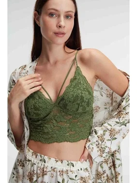 Anıl İp Askılı V Yaka Kadın Çiçek Desenli Yazlık Dokuma Dantel Detaylı Pijama Takımı Sabahlık Anıl 5829 - Alternatif Görünüm