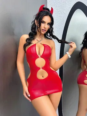 Lily Bianca Kırmızı Dekolteli Midi Zincirli Parlak Seksi Elbise Lily Bianca JB-15012