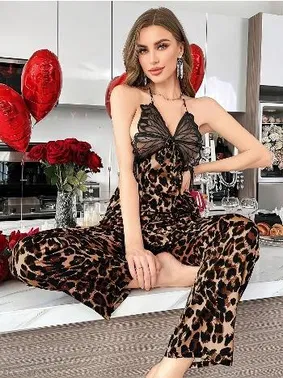 Pink Night Leopar Desenli Kelebek Figürlü Askılı Pijama Takımı Pink Night 1415