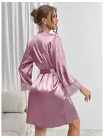 Lila Dantelli Sabahlıklı Kadın Saten Gecelik Takım Real Passione 3040 Lila görsel 6