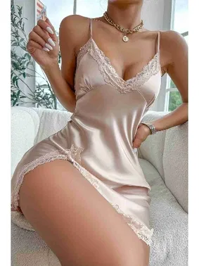 Merry See Dantel Büzgü Detaylı Yırtmaçlı Saten Gecelik Bej Merry See MS2390 Bej