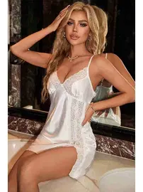 Merry See Dantelli Şık Yırtmaçlı Saten Gecelik Beyaz Merry See MS2374 Beyaz