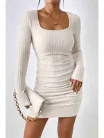 Uzun Kollu Özel Kumaş Mini Elbise Bej Merry See MS2958 Bej Bej