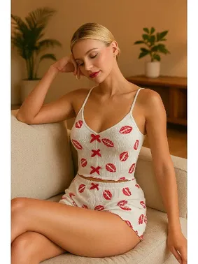 NightLight Öpücük Desenli İnce Askılı Şortlu Pijama Takım NightLight 3737 - Alternatif Görünüm