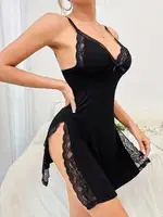 Siyah Çift Yırtmaçlı Dantel Kenarlı Penye Erotik Gecelik Lily Bianca 13037 Siyah