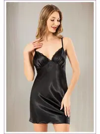 Miss Laris Siyah Sırt V Dekolteli İnce Askılı Saten Gecelik Miss Laris 2140