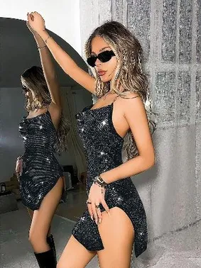 Pink Night Yırtmaçlı Boyundan Bağlamalı Parlak Gece Elbisesi Pink Night 1167