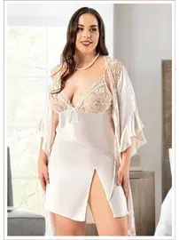 Miss Laris Saten Yırtmaçlı Büyük Beden Dantelli Gecelik Sabahlık Takımı Miss Laris 6004