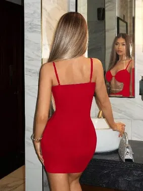 Real Passione Zincirli Dekolteli Kırmızı Mini Club Elbise Real Passione E1034 - Alternatif Görünüm