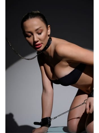 Zincirli El Boyun Fantazi Harness Kelepçe Esaret MissisX 8009