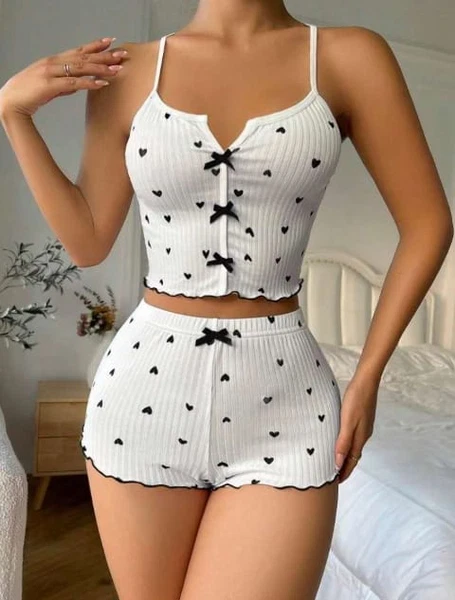 İp Askılı Şortlu Fitilli Kumaş Beyaz Kalp Desenli Pijama Takım Real Passione S-18