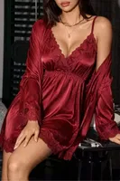 Bordo Kadın Saten Dantel Detaylı İp Askılı Gecelik ve Sabahlık İkili Takım Real Passione 3061 Bordo farklı açı