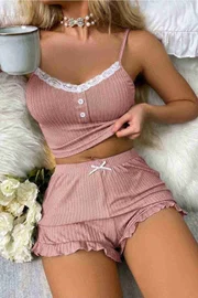 Dantelli Askılı Crop Üst ve Fırfır Paça Mini Şortlu Pijama Takım Merry See MS4438 Pembe