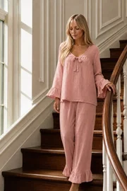 Gül Kurusu Fiyonk Detaylı Volan Kollu Müslin Pijama Takımı Bella Notte 61243