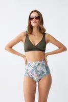 Haki Pedli Üst ve Yüksek Bel Çiçek Desenli Bikini Takımı Akbeniz 35016 Haki farklı açı