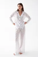Kadın Beyaz Şeffaf Jakar Düğmeli Pijama Takımı Akbeniz 27970