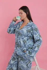 Kadın Büyük Beden Mavi Tropikal Desenli Düğmeli Pijama Takımı Akbeniz 202524