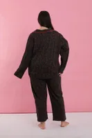 Kadın Büyük Beden Siyah Kırmızı Çiçekli Düğmeli Pijama Takımı Akbeniz 202523 Siyah farklı açı