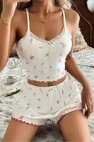 Kadın Çiçek Desenli Dantel Askılı Şortlu Pijama Takım Ruselin 5235 Beyaz