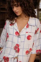 Kadın Domates Desenli Ekose Kısa Kollu Gömlek Yaka Bol Paça Pijama Takımı Bella Notte 60083 Ekru detay görünüm