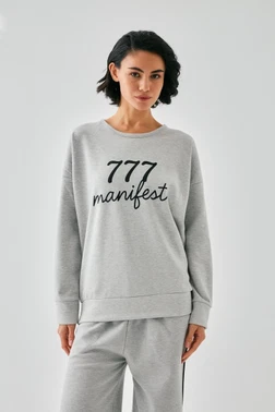 Kadın Gri 777 Manifest Baskılı Oversize 2 İplik Eşofman Takımı Akbeniz B2222 - Alternatif Görünüm