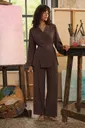 Kadın Kahverengi Kruvaze Yaka Belden Bağlamalı Tunik ve Bol Paça Pantolon İkili Takım Bella Notte 53141