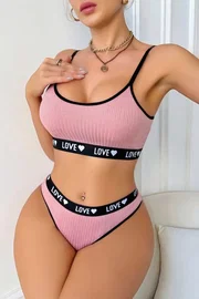Ruselin Kadın Love Yazılı ve Lastik Detaylı Pembe Sütyen Külot Takım Ruselin 5167