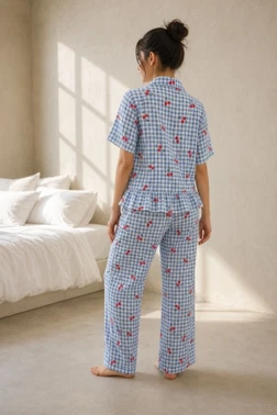 Kadın Mavi Pötikare Kiraz Desenli Fırfırlı Pijama Takımı Bella Notte 61239 - Alternatif Görünüm