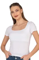 Kadın Pamuklu Rahat Kısa Kollu Süprem Kumaş Kare Yaka Crop T-Shirt Özkan 27419 Beyaz görsel 9