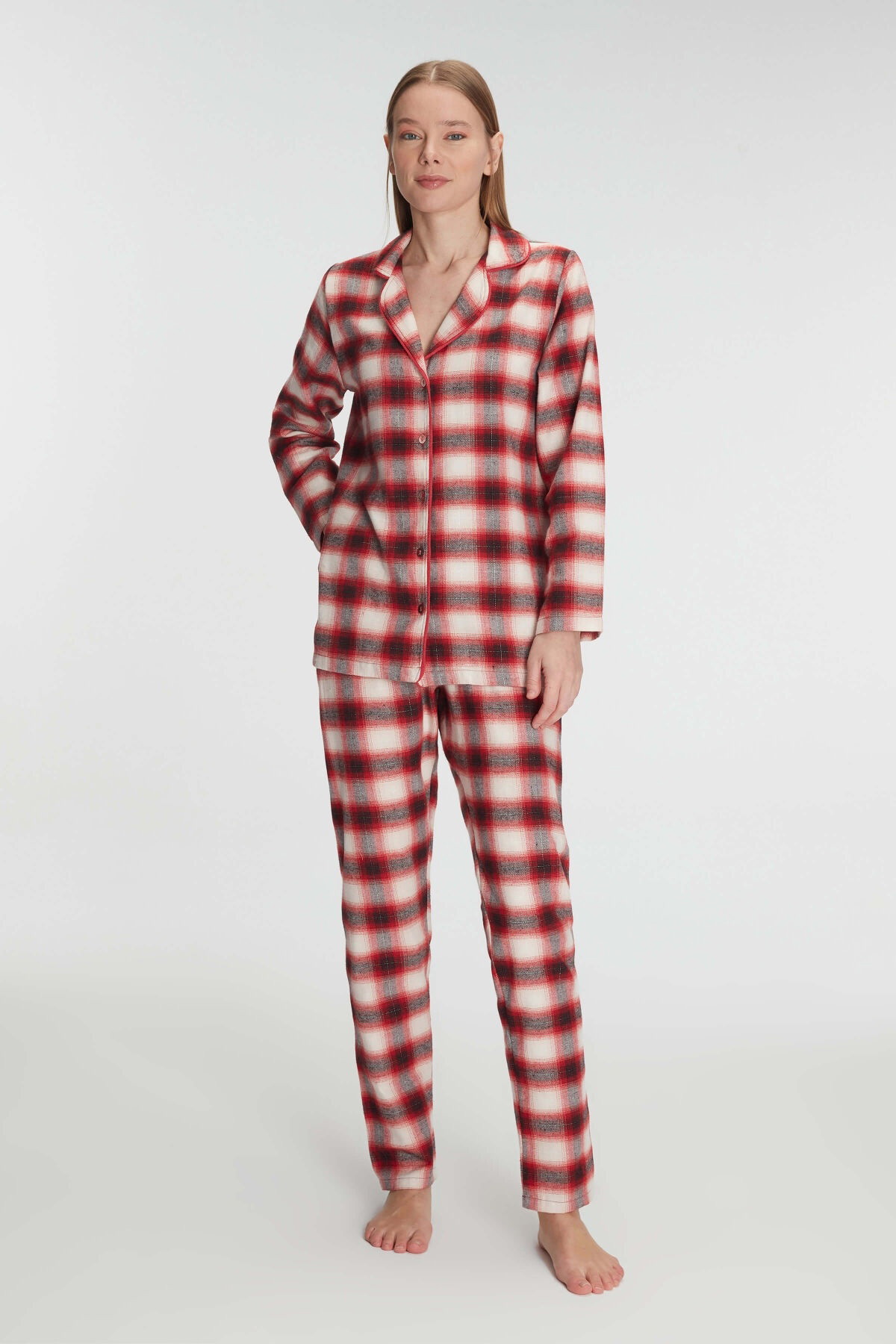 Kadın Pamuklu Uzun Kollu Kare Desenli Gömlek ve Pantolon Pijama Takımı Anıl 11238