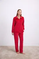 Kadın Uzun Kollu Fermuarlı Sweatshirt ve Pantolon Takımı – Kadife Görünümlü Yumuşak Kumaş Anıl 11565 Kırmızı