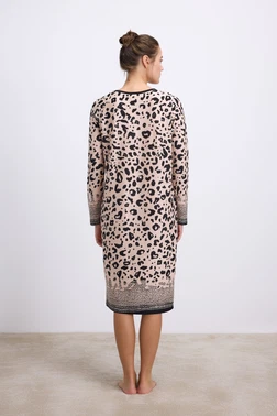 Anıl Kadın Uzun Kollu Leopar Desenli ve Doğal Dokulu Gecelik Anıl 11539 - Alternatif Görünüm