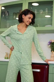 Kadın Yeşil Kalp Desenli Düğmeli Pamuklu Pijama Takımı Akbeniz 27953