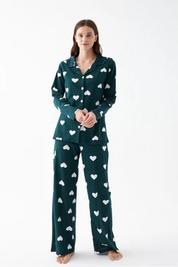 Kadın Zümrüt Yeşili Kalp Desenli Düğmeli Pamuklu Pijama Takımı Akbeniz 27953 - Alternatif Görünüm