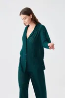 Kadın Zümrüt Yeşili Önden Düğmeli Rahat Kesim Pijama Takımı Akbeniz 27956 Zümrüt Yeşili detay görünüm