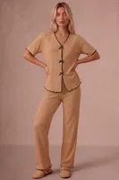 Kahverengi Kısa Kollu V Yaka Siyah Biye Ve Fiyonk Detaylı Pijama Takımı Bella Notte 77917 Kahverengi görsel 4