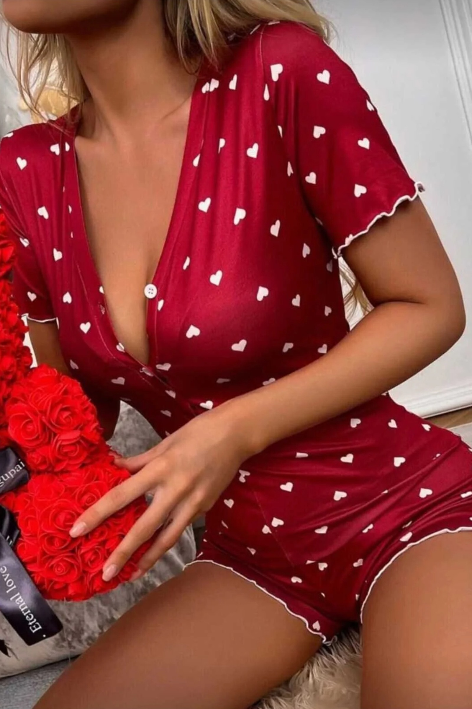 Kalp Baskılı Kırmızı Kısa Kollu Önden Düğmeli Fantazi Body Feel Lady F211