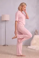 Pembe Kısa Kollu Yırtmaç Ve Düğme Detaylı Şık Kadın Pijama Takımı Bella Notte 60079 Pembe farklı açı