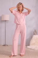 Pembe Kısa Kollu Yırtmaç Ve Düğme Detaylı Şık Kadın Pijama Takımı Bella Notte 60079 Pembe detay görünüm