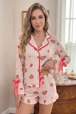 Pembe Romantik Gül Desenli Fiyonk Detaylı Şortlu Kadın Pijama Takımı Bella Notte 7965 - Alternatif Görünüm