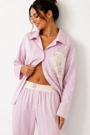 Pembe Viskon Bahar Çiçekli Cep Detaylı Kadın Pijama Takımı, Kese ve Saç Bandana Seti Bella Notte 61157